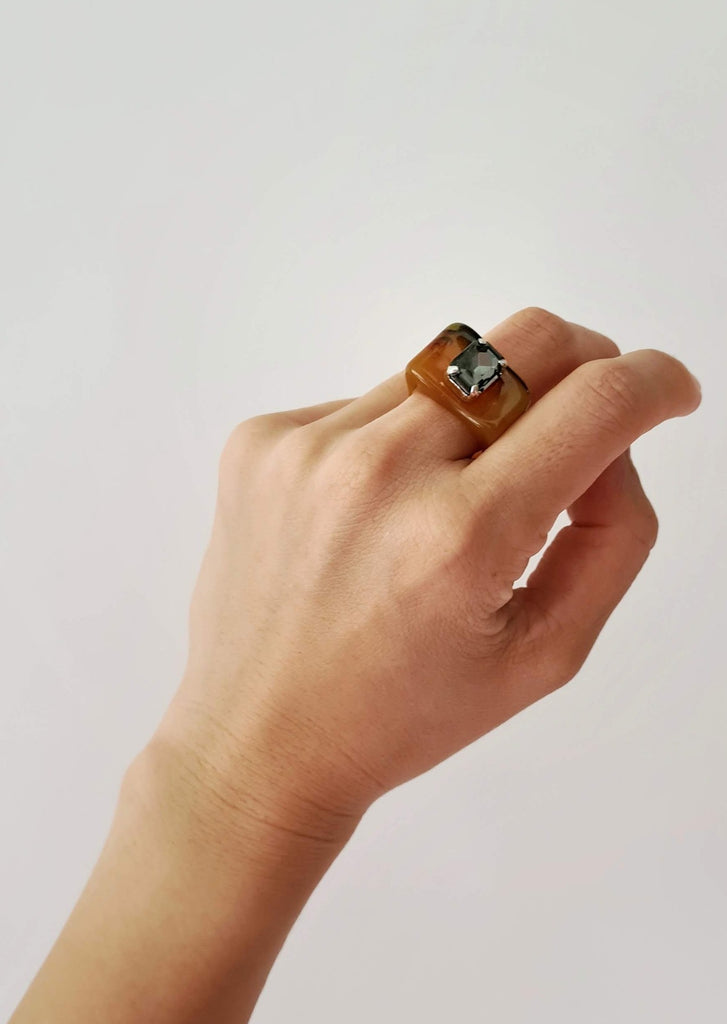 Am:EL Marbled Cubic Statement Ring