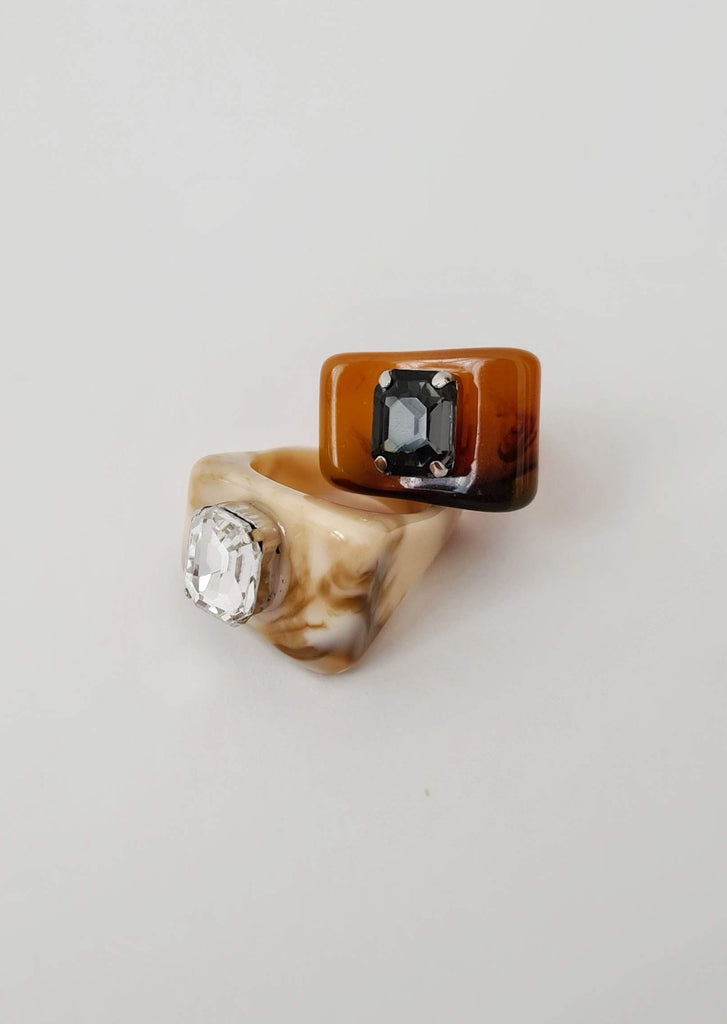 Am:EL Marbled Cubic Statement Ring